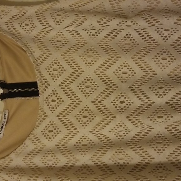 Sleeveless Cut Out Patterned Dress - Picture 2 of 4